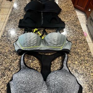 Victoria's Secret Sport Bras-Lot of 4